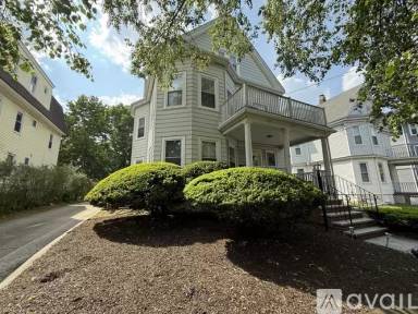 Main picture of 14 Marlboro St