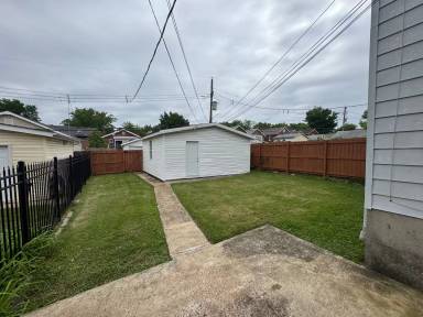 Main picture of 4645 Wilcox Ave