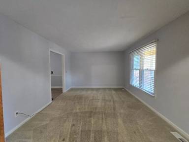 Main picture of 504 Georgetown Cir