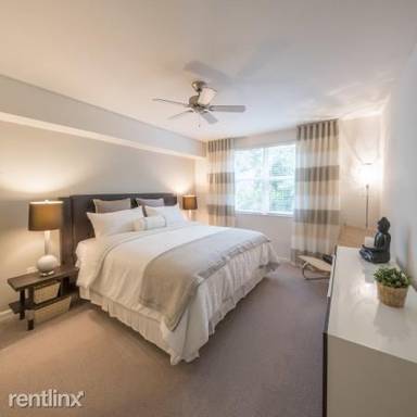 Main picture of 1301 E Sunrise Blvd