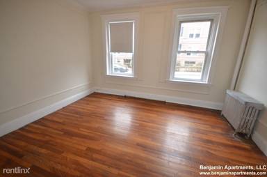 Main picture of 4 Vinal St