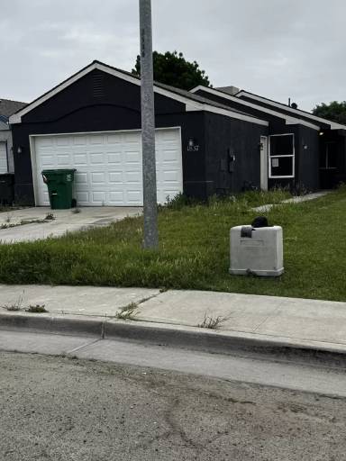 Main picture of 1837 Josephine Ave