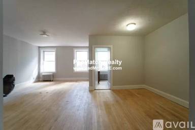 Main picture of 90 Cypress St