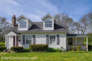 Main picture of 802 Golfview Dr