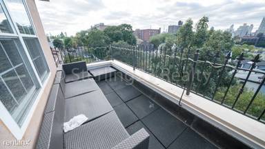 Main picture of 2566 12th St