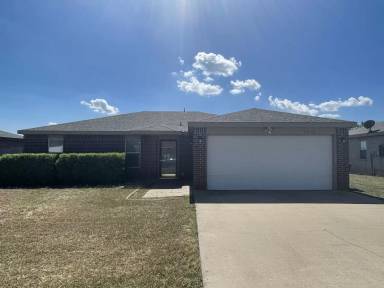 Main picture of 2907 Thoroughbred Dr