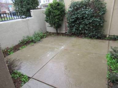 Main picture of 3216 Village Plaza Dr