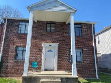 Main picture of 1177 1/2 Lilley Ave