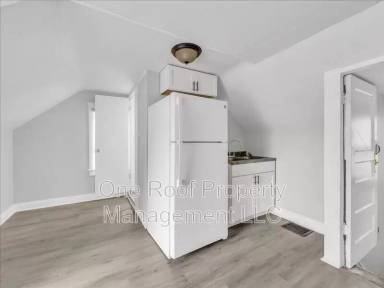 Main picture of 324 N Hardesty Ave