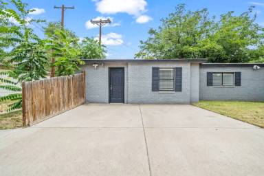 Main picture of 3120 31st St