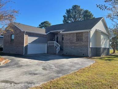 Main picture of 916 Pelican Dr