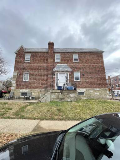 Main picture of 172 W Walnut Park Dr