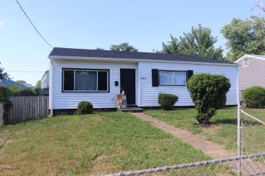Main picture of 2410 N 28th St