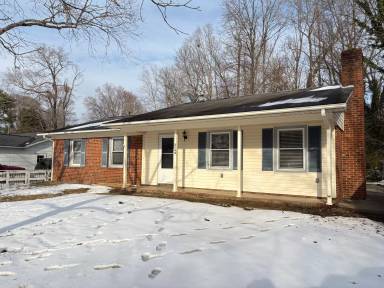 Main picture of 2744 Westchester Dr