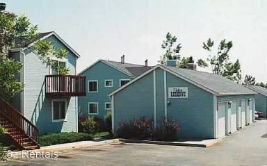 Main picture of 984 S Yukon St
