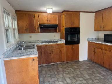 Main picture of 184 Miller St