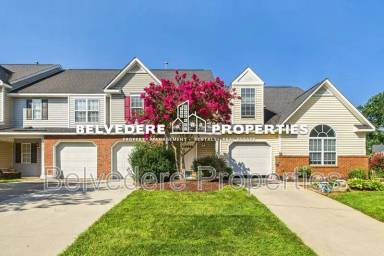 Main picture of 2707 N Keswick Way