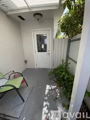 Main picture of 5105 E 8th Ln