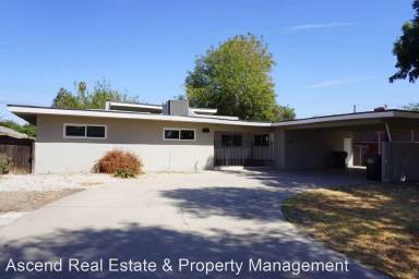 Main picture of 4412 Bloomquist Dr