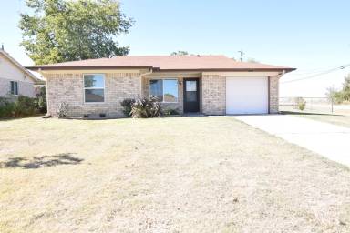 Main picture of 974 Dorothy Ln