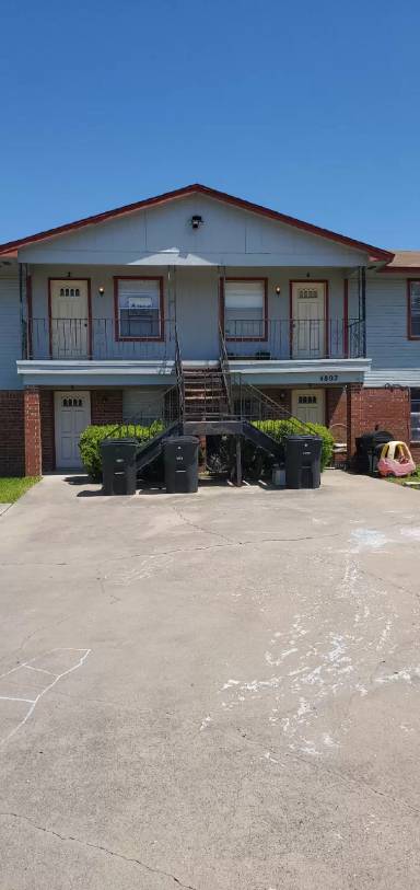 Main picture of 4803 Rainbow Cir