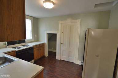 Main picture of 23 Waumbeck St