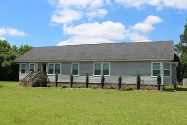 Main picture of 110 Fisher Dr