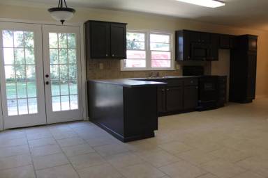 Main picture of 209 Ridgeview Dr