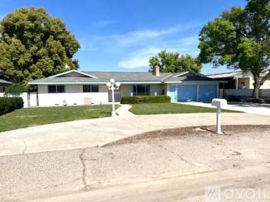 Main picture of 15400 Excelsior Ave
