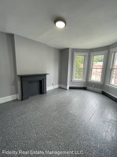 Main picture of 87 Carson Ave