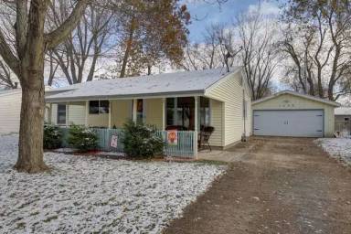 Main picture of 1404 Centennial Dr