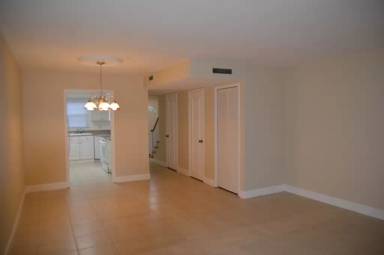 Main picture of 617 Georgetown Dr