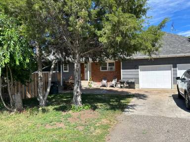 Main picture of 713 Clarks River Rd