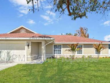 Main picture of 117 SW Glenwood Dr