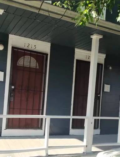 Main picture of 1215 Greenwood Ave