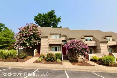 Main picture of 1434 Bradley Dr