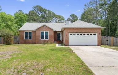 Main picture of 2300 Arrow Ct