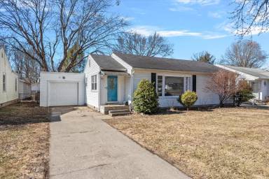 Main picture of 2501 S Walnut St