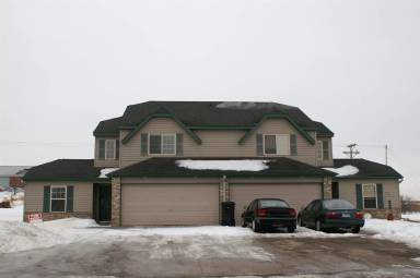 Main picture of 650 Circle Pine Dr