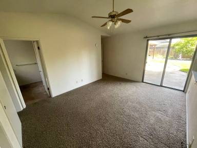 Main picture of 387 Autumn Gold Dr