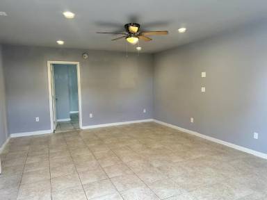 Main picture of 1350 Windmill Rd