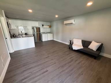 Main picture of 309 Park St