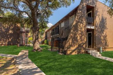 Main picture of 5903 Danny Kaye Dr