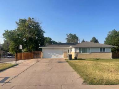 Main picture of 3033 W 13th St