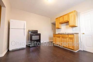 Main picture of 349 1/2 E Welch Ave