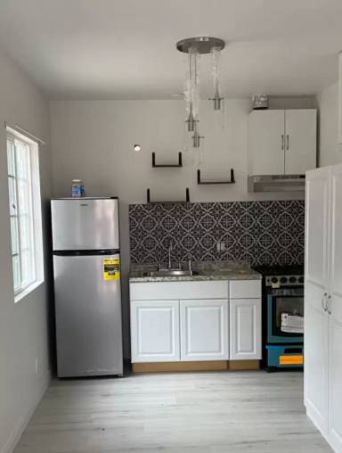 Main picture of 306 W Sunkist St