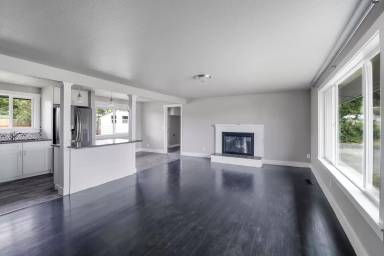Main picture of 1320 NE 8th Ave