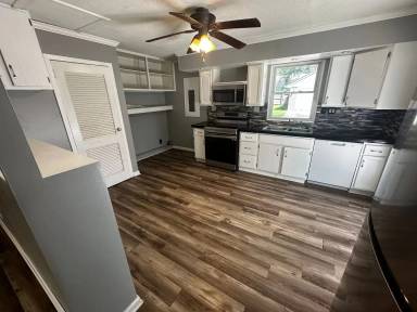Main picture of 3421 Jackson St