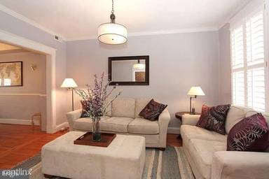 Main picture of 1015 Irving St NW