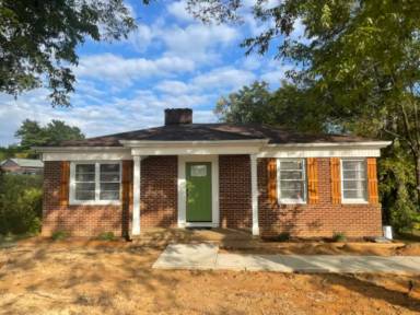 Main picture of 801 Mark Dr